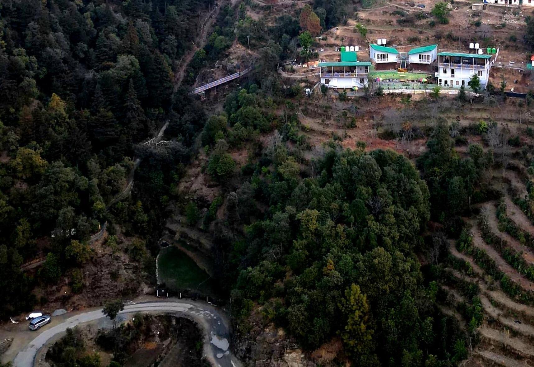 The Rare One'S Mukteshwar - Resort & Cafe Dış mekan fotoğraf