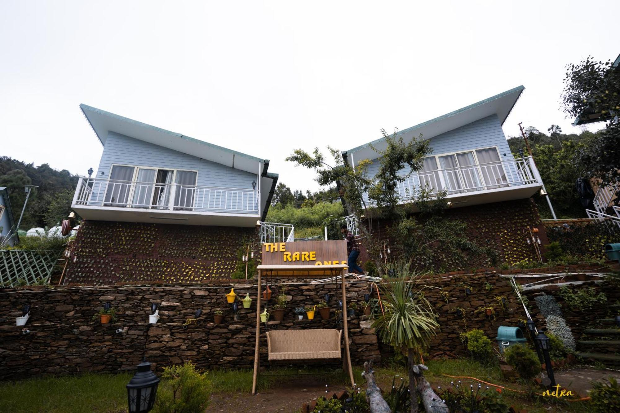 The Rare One'S Mukteshwar - Resort & Cafe Dış mekan fotoğraf
