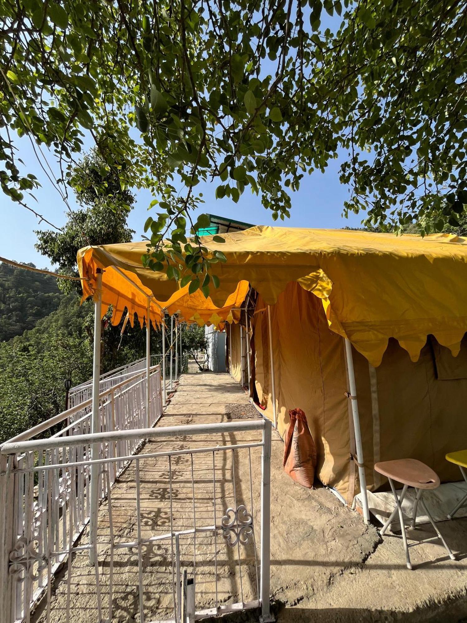 The Rare One'S Mukteshwar - Resort & Cafe Dış mekan fotoğraf